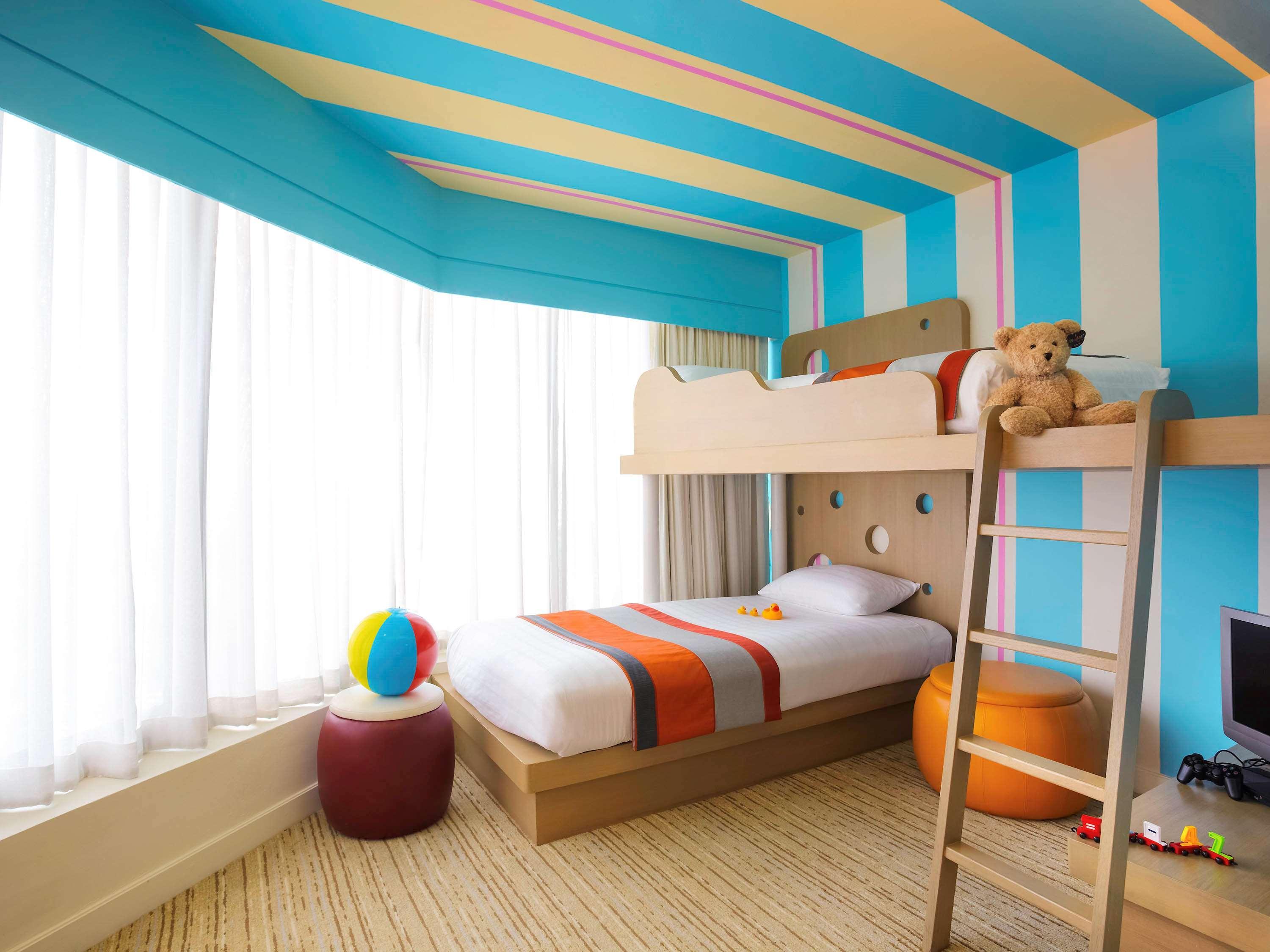Pullman Pattaya Hotel G Exterior foto Family room
