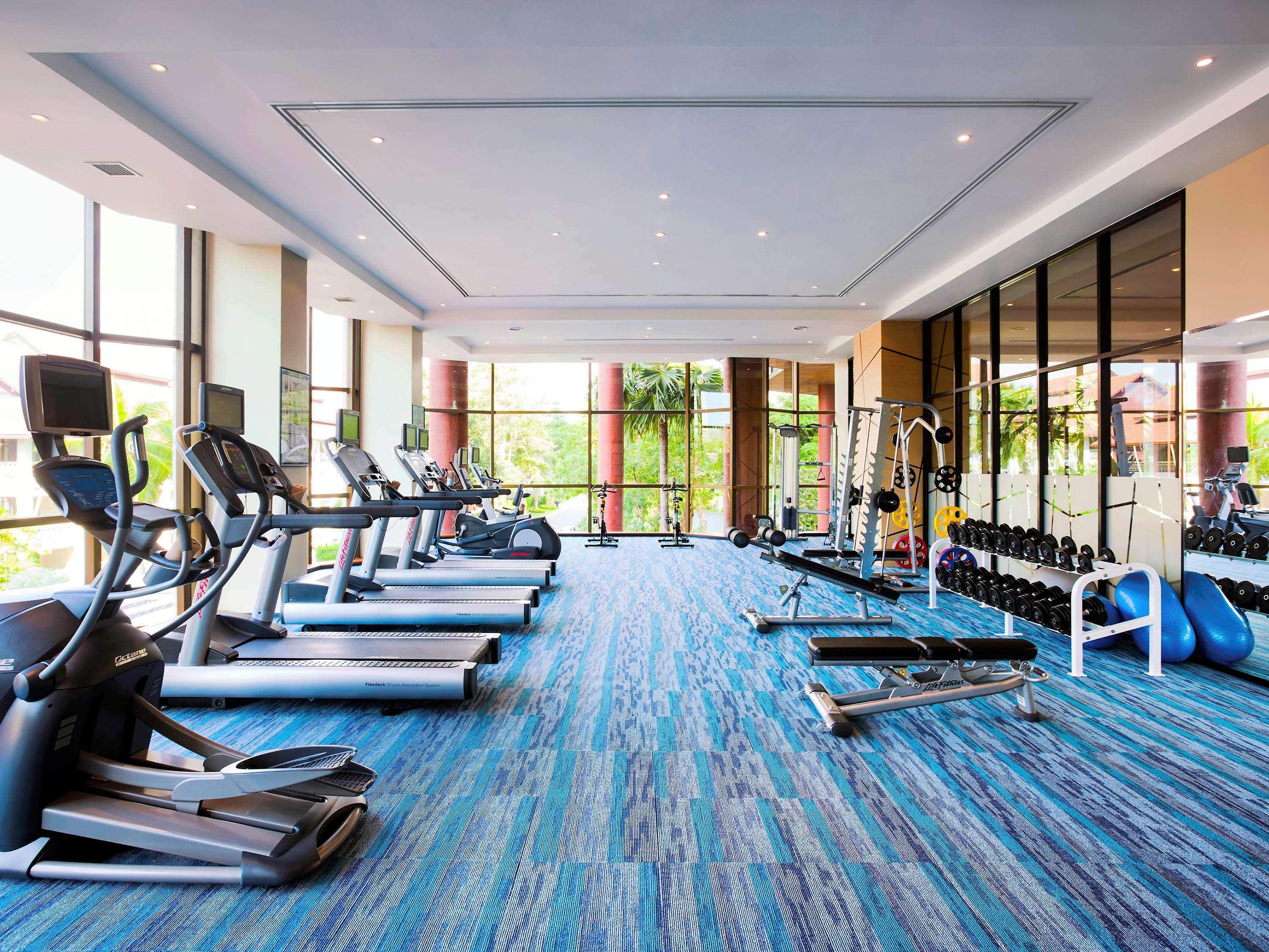 Pullman Pattaya Hotel G Exterior foto The gym at the hotel