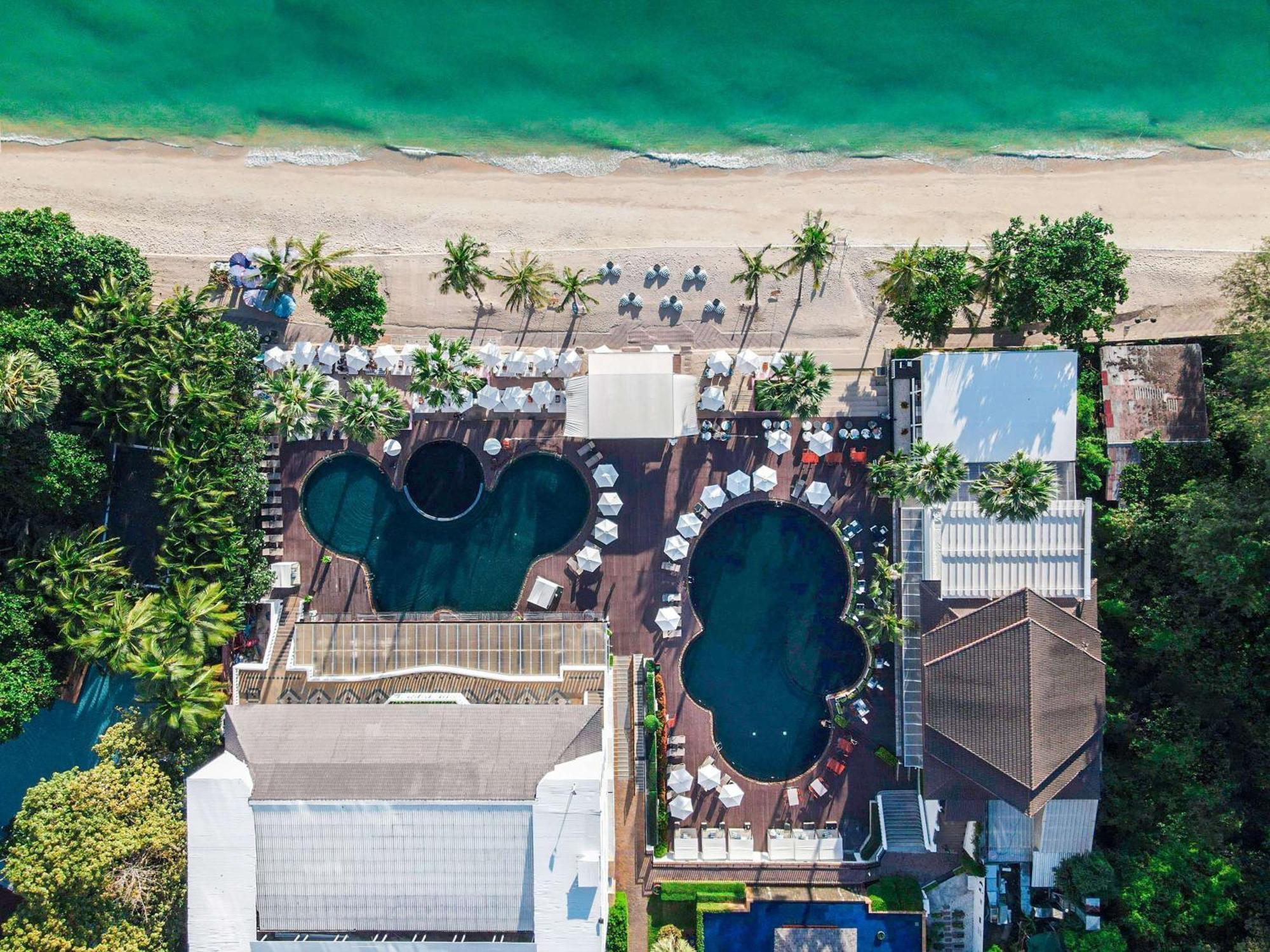 Pullman Pattaya Hotel G Exterior foto Aerial view of the pool